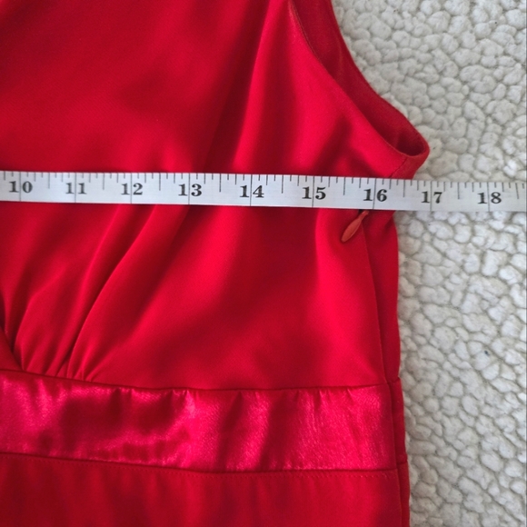 Red Pleated Sleeveless Dress Size 12 - Picture 10 of 16